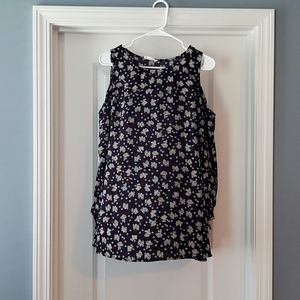 Eesome Floral Top, open shoulder - L